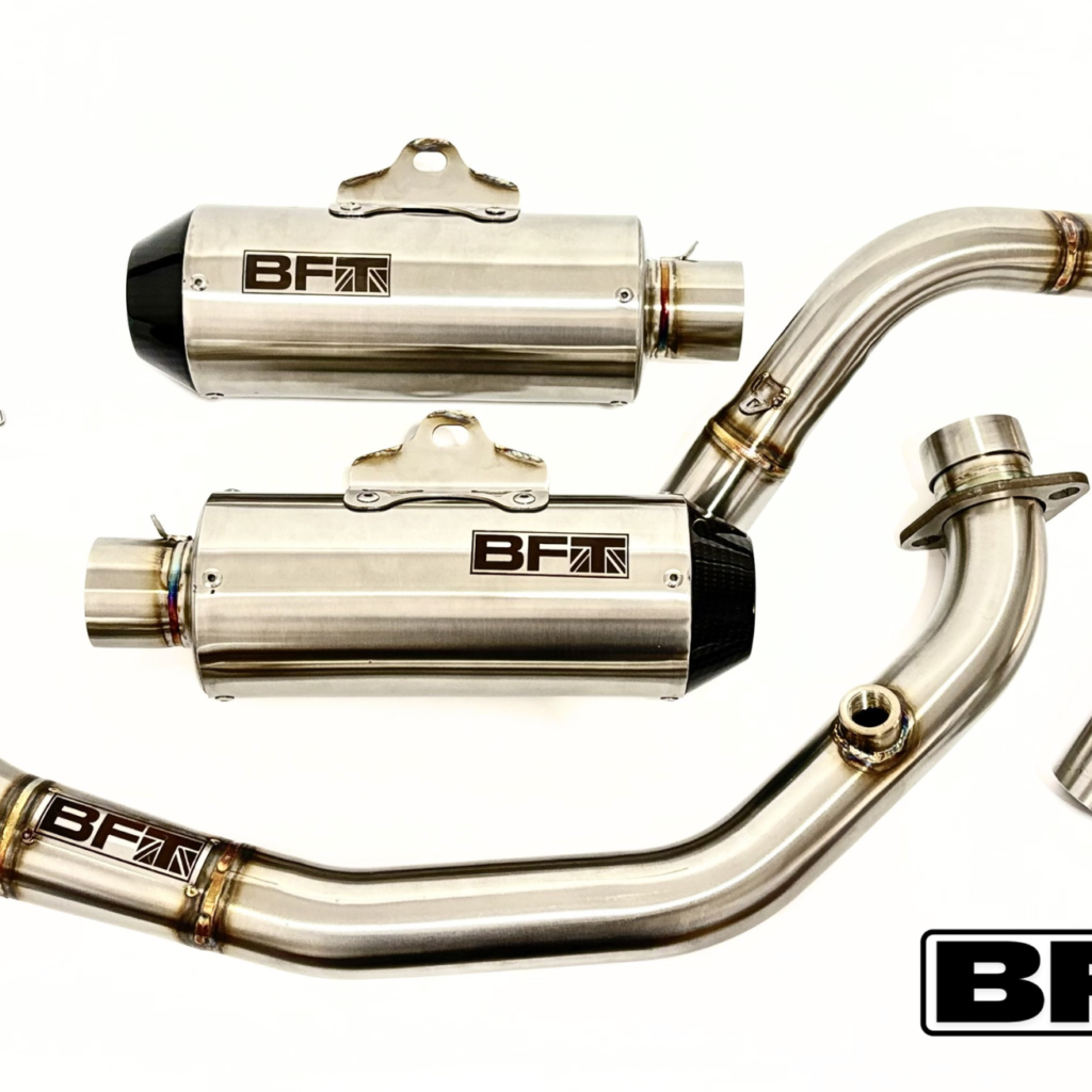 Twin outlet exhaust with removable baffle